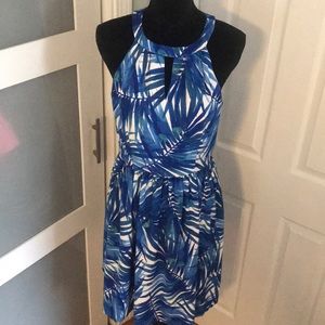 Stylish Tropical Patterned Summer Dress